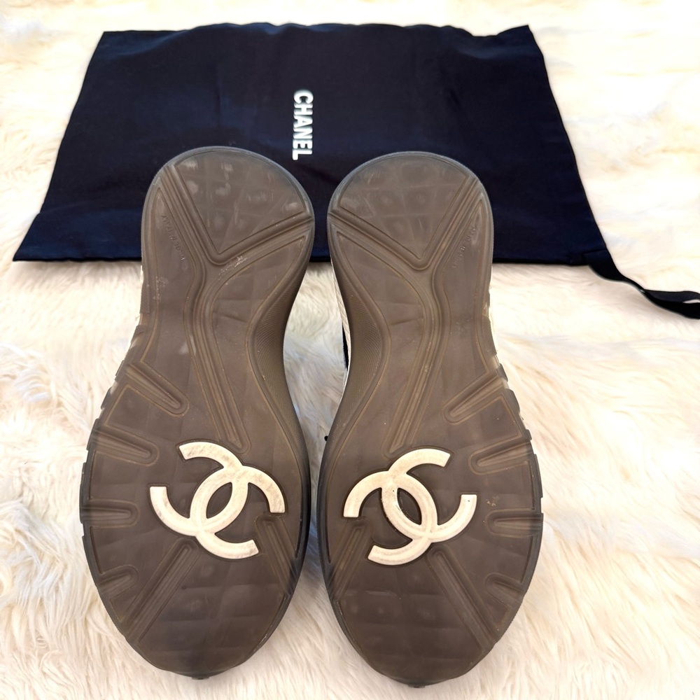 CHANEL | Women Sneakers - Picture 12 of 14